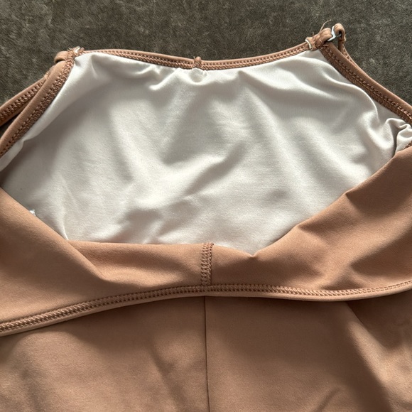 Capezio nude leotard. Adjustable straps. Full bottom. Color- dark nude. Size- LC - Picture 3 of 5